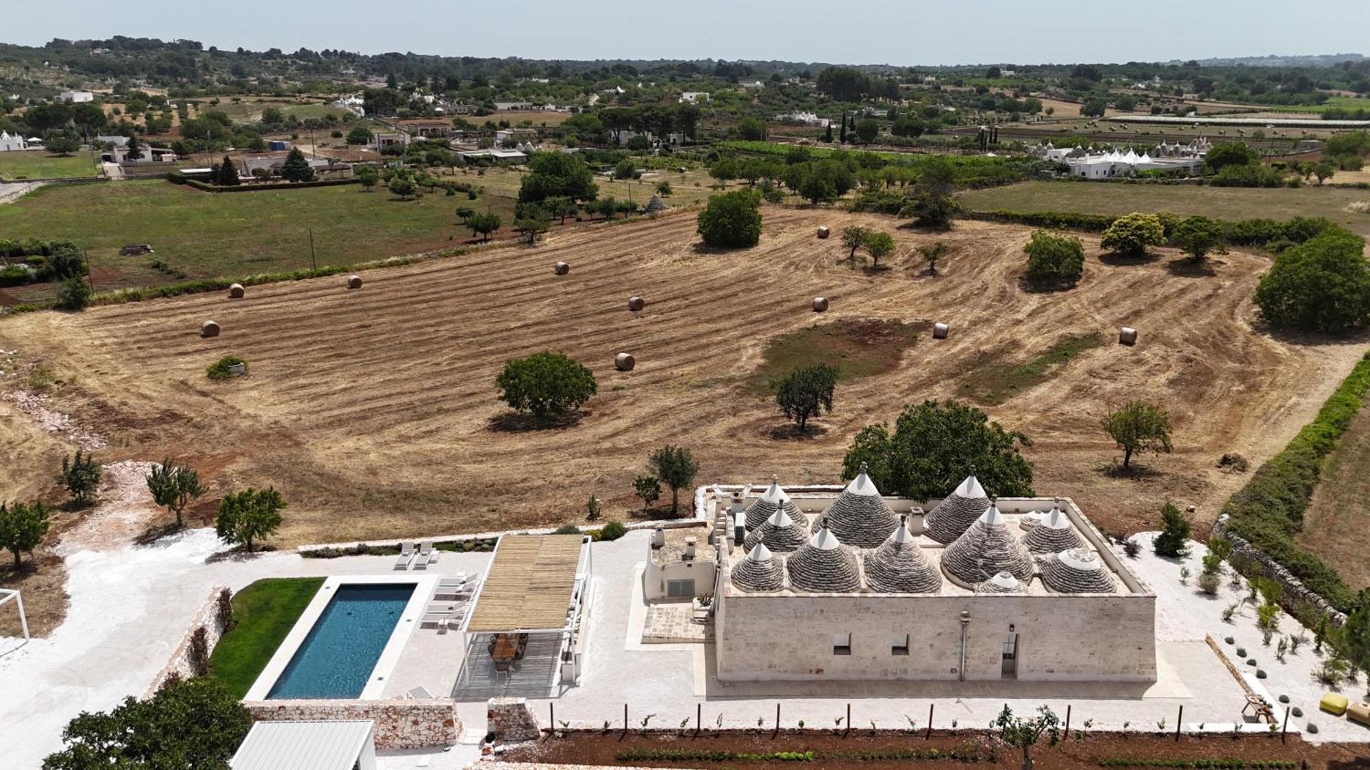 Вилла Td I Coni Di Pinure Trulli With Scenic Valley View Мартина-Франка Экстерьер фото